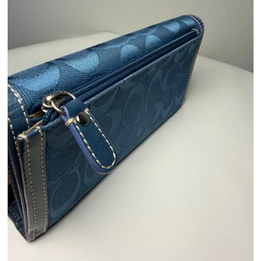 Coach Vintage Signature Blue Jacquard Canvas Trifold Slim Envelope Wallet NWOT 7